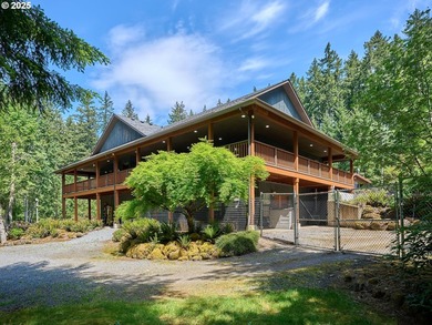 Desirable Multi-Generational Living at Its Finest! This unique - photo 40