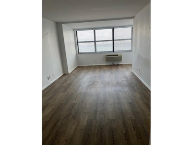 SPACIOUS ONE BEDRM +1.5 BATHS W OVERSIZED BEDRM FEATURES