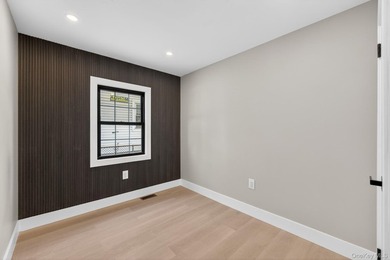 Space, style & modern luxury come together at 147-72 Huxley - photo 13