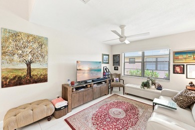 Welcome to this charming 2-bedroom, 2-bathroom villa located in - photo 16