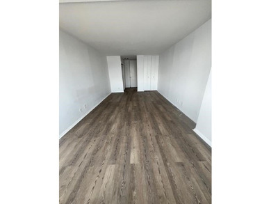 SPACIOUS ONE BEDRM +1.5 BATHS W OVERSIZED BEDRM FEATURES