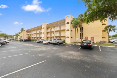 Lake Condo For Sale in Sunrise, Florida