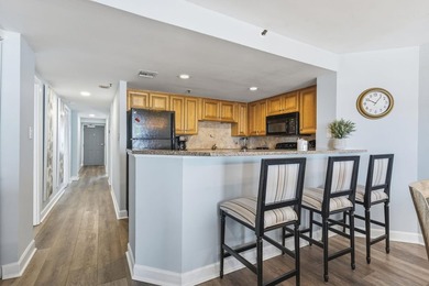 Fully furnished, high-floor oceanfront three-bedroom - photo 9