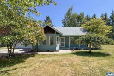 Nature meets convenience in this hidden Happy Valley gem. Tucked - photo 35