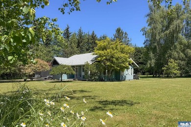 Nature meets convenience in this hidden Happy Valley gem. Tucked - photo 39