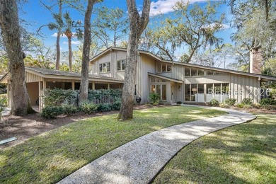 Incredible 4th row 5 bedroom 5 1/2 bath home on the beach - photo 3