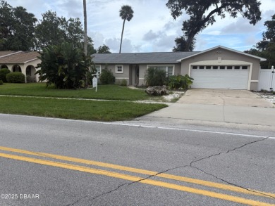 Lake Home For Sale in Ormond Beach, Florida