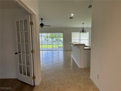 Renovated 3 bedrooms plus den, 2 bath, 2 car garage with new - photo 6