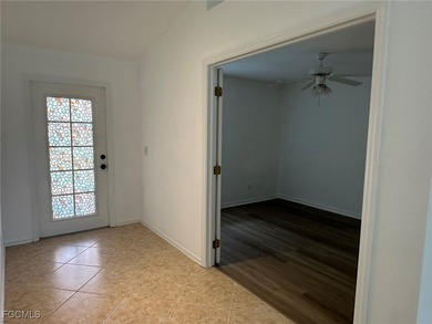 Renovated 3 bedrooms plus den, 2 bath, 2 car garage with new - photo 7