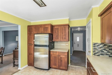 Classic split-level home offering approximately 1800 square feet - photo 10