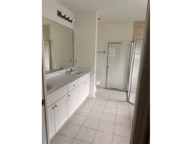 This is a well-maintained 2-bedroom, 2-bath house with 1286 - photo 6