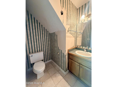 Opportunity awaits! 3 bedroom, 2.5 bath home located in - photo 11