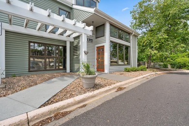 This is the one! Thoughtfully updated and beautifully maintained - photo 2