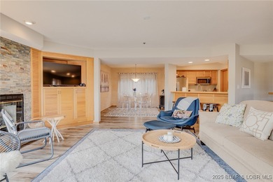 Beautiful, light and bright 2 level condo that feels more like a - photo 15