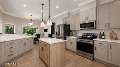 PRICE IMPROVEMENT! This expansive 3,648-square-foot home - photo 15