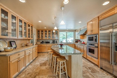Looking for a spectacular mountain home with breathtaking views - photo 16