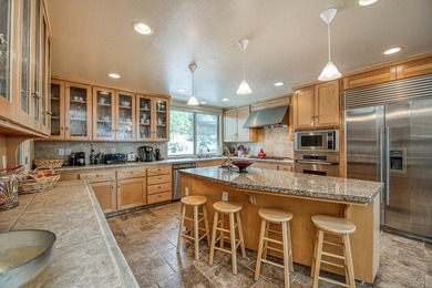 Looking for a spectacular mountain home with breathtaking views - photo 17