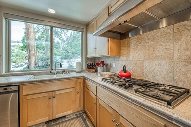 Looking for a spectacular mountain home with breathtaking views - photo 19