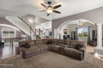 Experience breathtaking views, exceptional space, and refined - photo 3