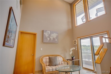 Beautiful, light and bright 2 level condo that feels more like a - photo 28