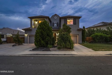 Experience breathtaking views, exceptional space, and refined - photo 8