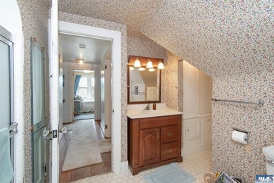 A PROPERTY LIKE THIS COMES ON THE MARKET ONCE IN A GREAT WHILE! - photo 30