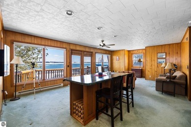 Welcome to your dream retreat, a stunning log-sided house - photo 32