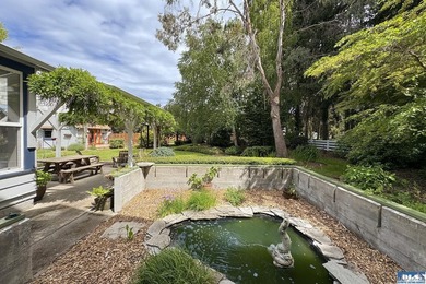 A PROPERTY LIKE THIS COMES ON THE MARKET ONCE IN A GREAT WHILE! - photo 37