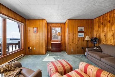 Welcome to your dream retreat, a stunning log-sided house - photo 38