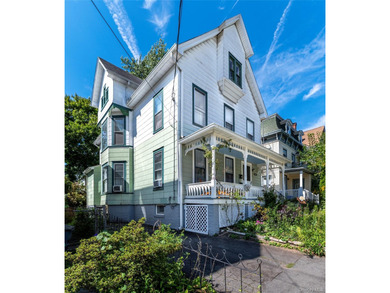 Hudson River Townhome/Townhouse Sale Pending in Nyack New York