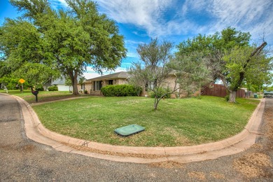 Tucked away on a quiet cul-de-sac in the highly established - photo 41