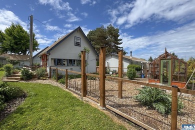 A PROPERTY LIKE THIS COMES ON THE MARKET ONCE IN A GREAT WHILE! - photo 50