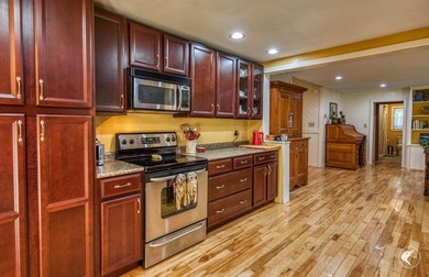 Welcome to Glenwood Estates, a historic residential neighborhood - photo 8