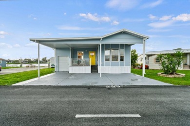 Lake Home For Sale in Okeechobee, Florida