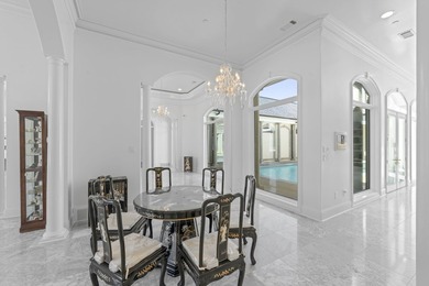 Stunning 1-level 5,000 SF Neoclassical Mediterranean Villa on 10 - photo 4