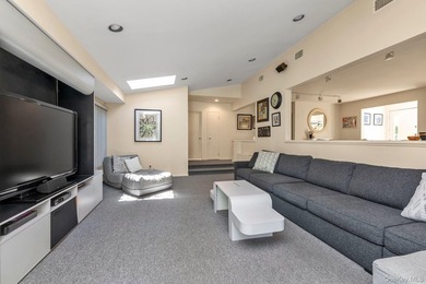 Welcome to 25 Linden Lane, a beautiful spacious, one of a kind - photo 10