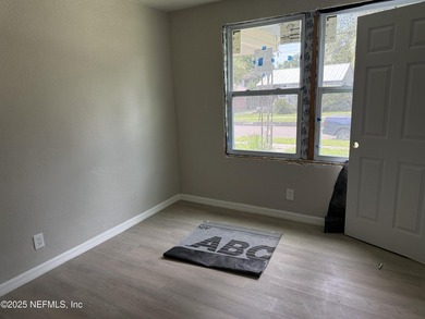 A charming fixer upper in Murray Hill! Come and make this lovely - photo 10