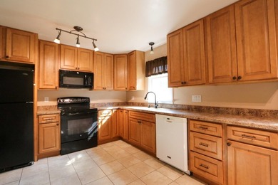 Welcome to this charming Cape Cod in the heart of Morrisonville! - photo 3