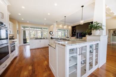 Pristine Contemporary Ranch with 3 bed, 3.5 bath, 3 car garage - photo 12
