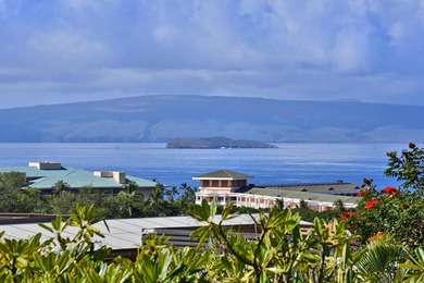 Welcome to Wailea Ekolu 105. Easy access to this beautifully - photo 1