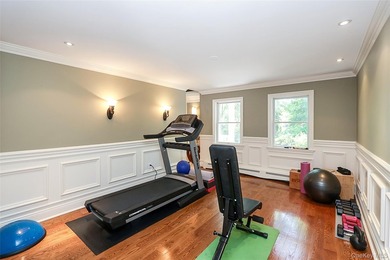 Located in the heart of Huntington, this beautifully updated - photo 12