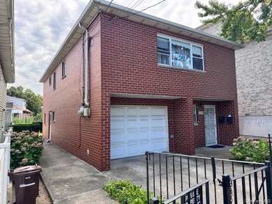 Pelham Bay section of the Bronx, Newly Built 2 Family brick - photo 2