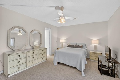 Cozy 1 bed 1.5 bath condo located in building Durham B. 4 th - photo 14