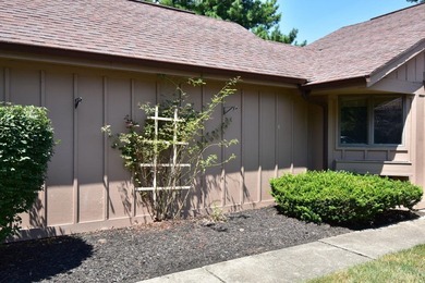 Welcome to Easy Living! This beautiful 2-bedroom, 2-bath - photo 4