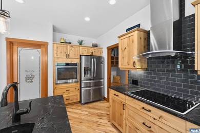 Some homes are built to sell - this one was built to stay - photo 20