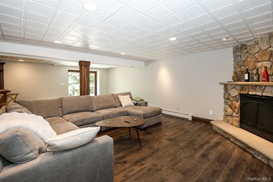Located in the heart of Huntington, this beautifully updated - photo 25