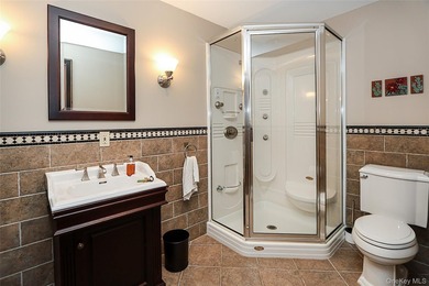 Located in the heart of Huntington, this beautifully updated - photo 27