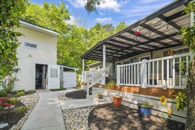 Coastal living within minutes to the beach! Built in 2012 this - photo 28