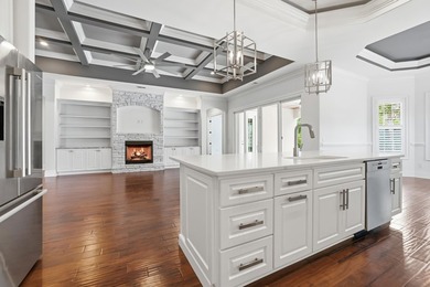 Beautiful 4 bedroom, 3 bath Mediterranean-style home located in - photo 8