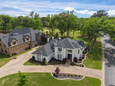 Located in Hollytree & perfectly positioned on a large corner - photo 2